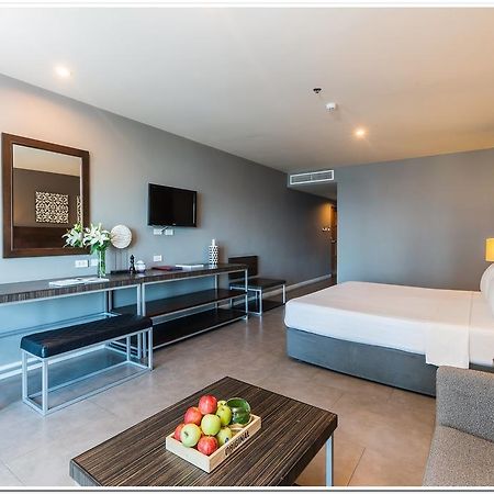 Sea Me Spring Hotel Pattaya Exterior photo