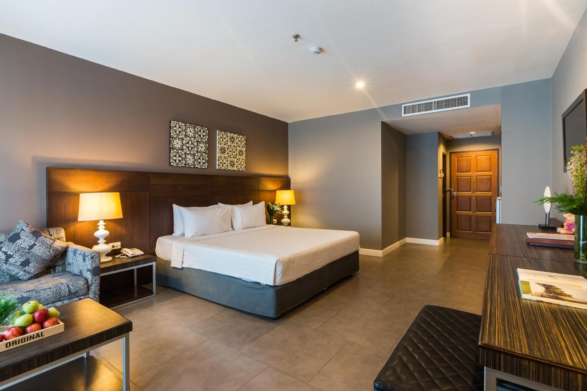 Sea Me Spring Hotel Pattaya Exterior photo