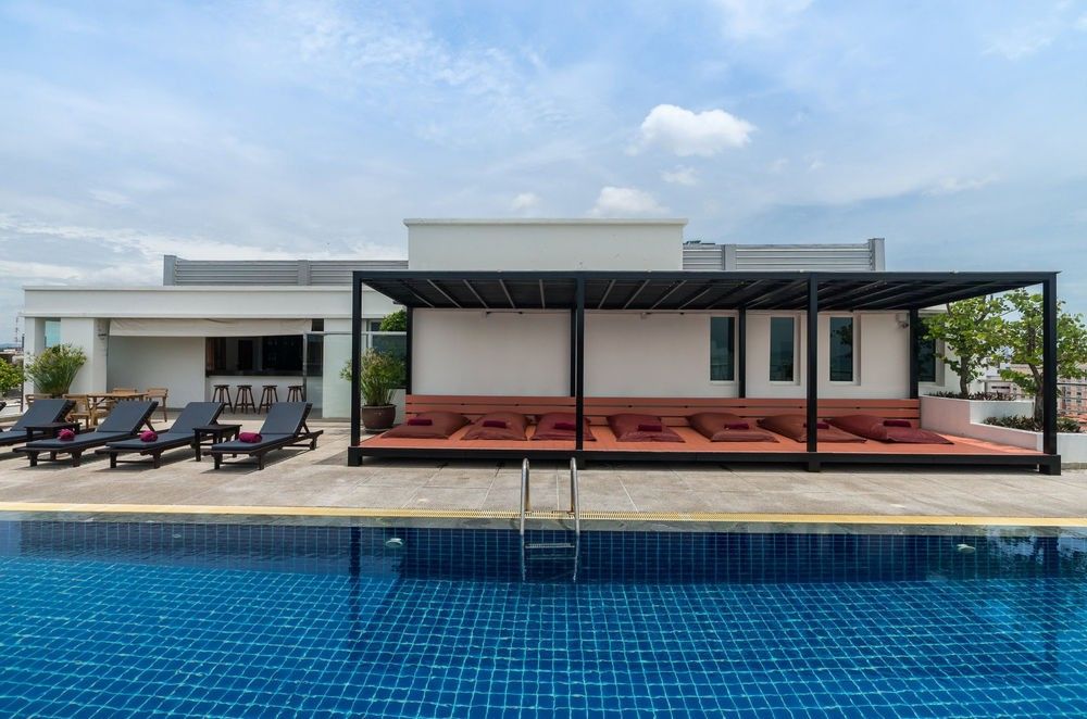 Sea Me Spring Hotel Pattaya Exterior photo