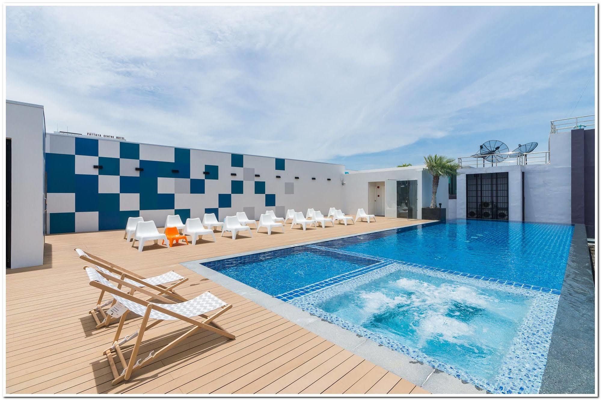 Sea Me Spring Hotel Pattaya Exterior photo