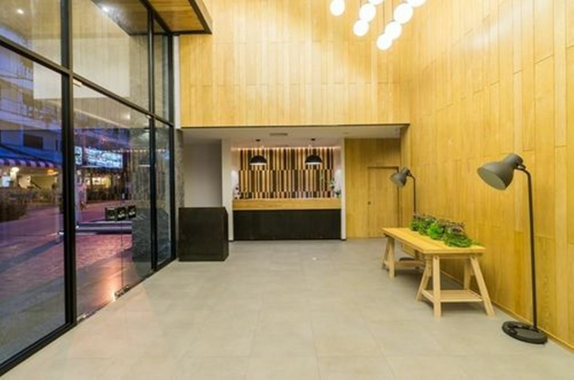 Sea Me Spring Hotel Pattaya Exterior photo